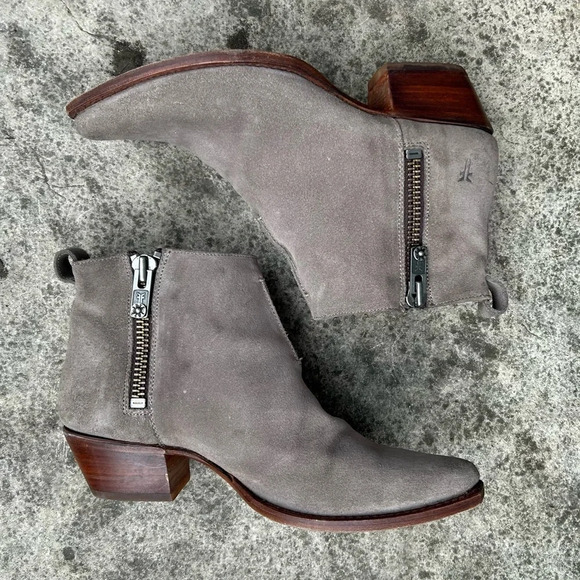 Frye Sacha Ankle Suede Moto boots, size 9.5 - Picture 1 of 12